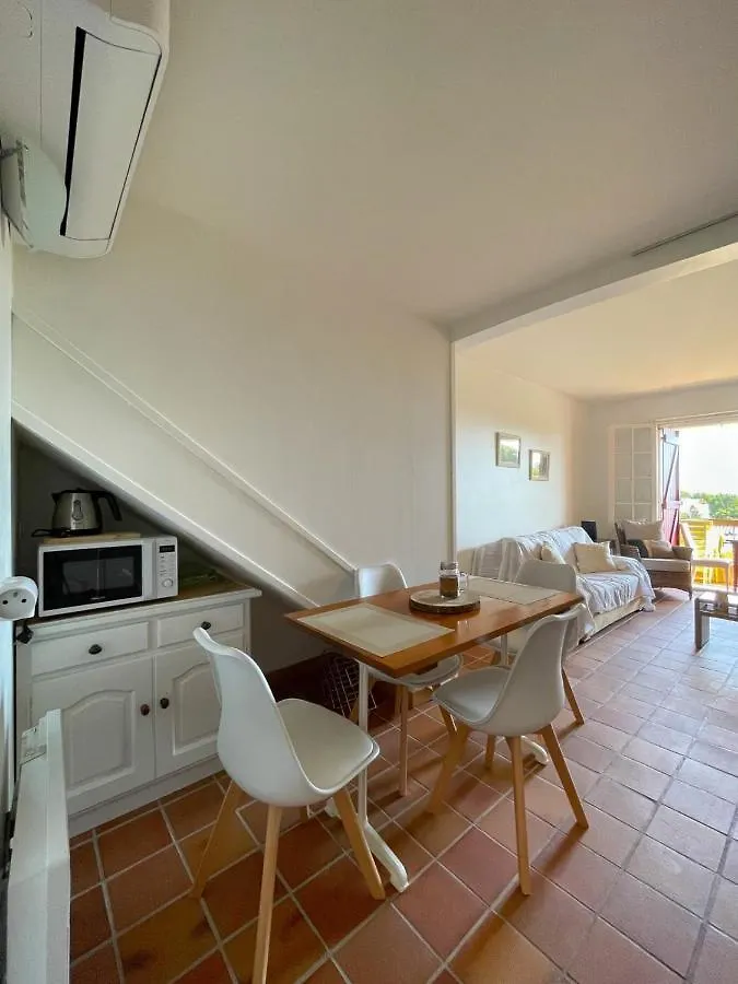 Superb Apartment With Balcony Near The Beach Saint-Raphael