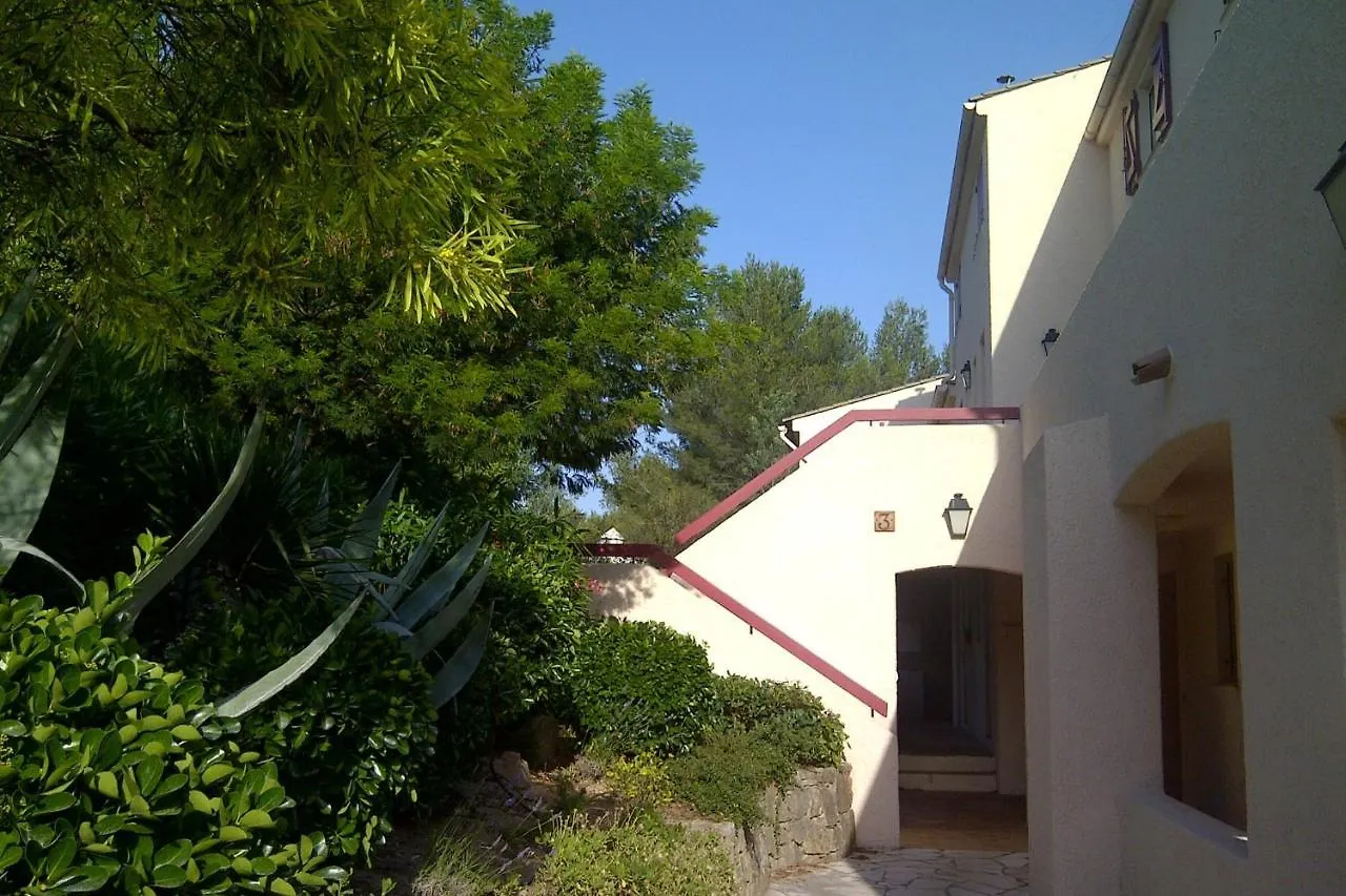 Superb Apartment With Balcony Near The Beach Saint-Raphael  Saint-Raphael (Var)